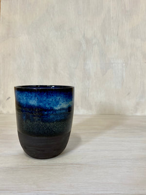 Floating blue cup (set of 2) - seconds