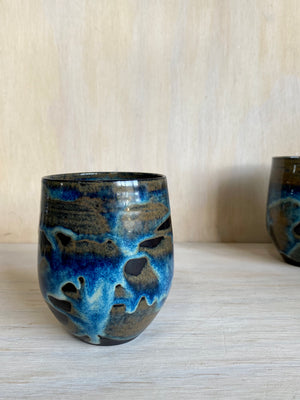 Floating blue multipurpose cup