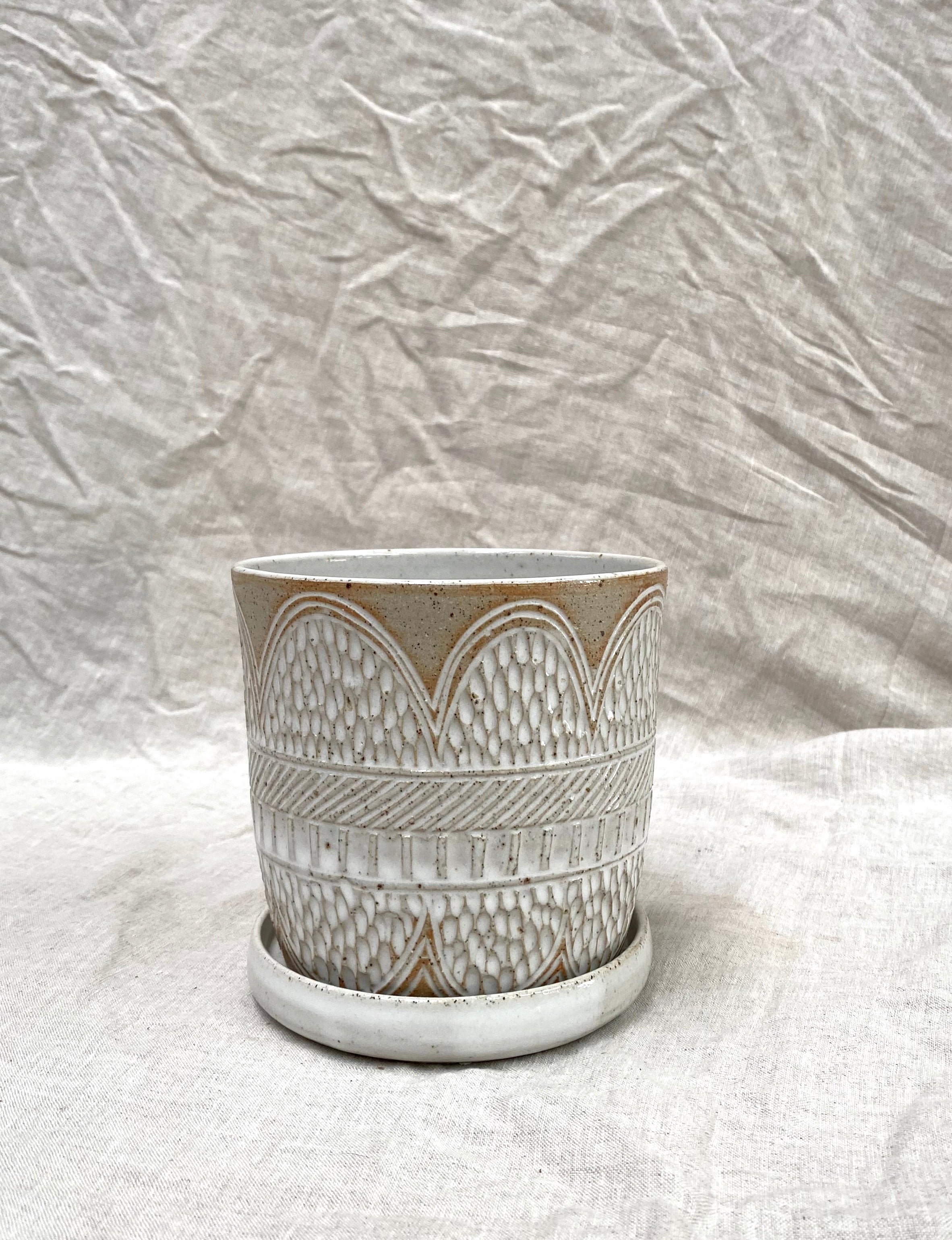 Textured small planter